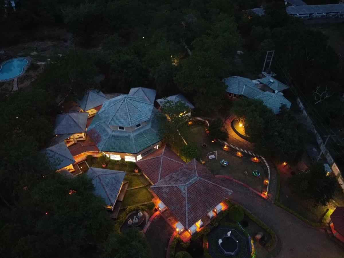 Kodigahawewa Forest Resort Tissamaharama Exteriör bild