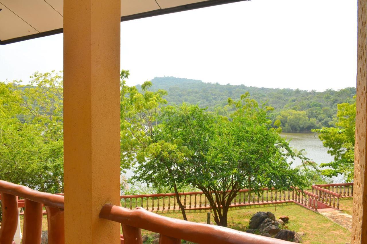 Kodigahawewa Forest Resort Tissamaharama Exteriör bild