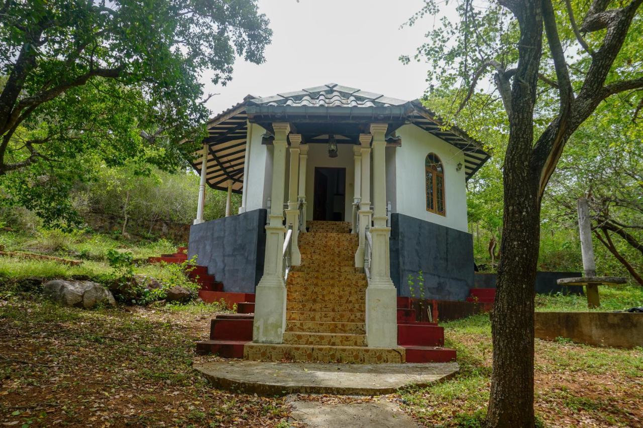 Kodigahawewa Forest Resort Tissamaharama Exteriör bild