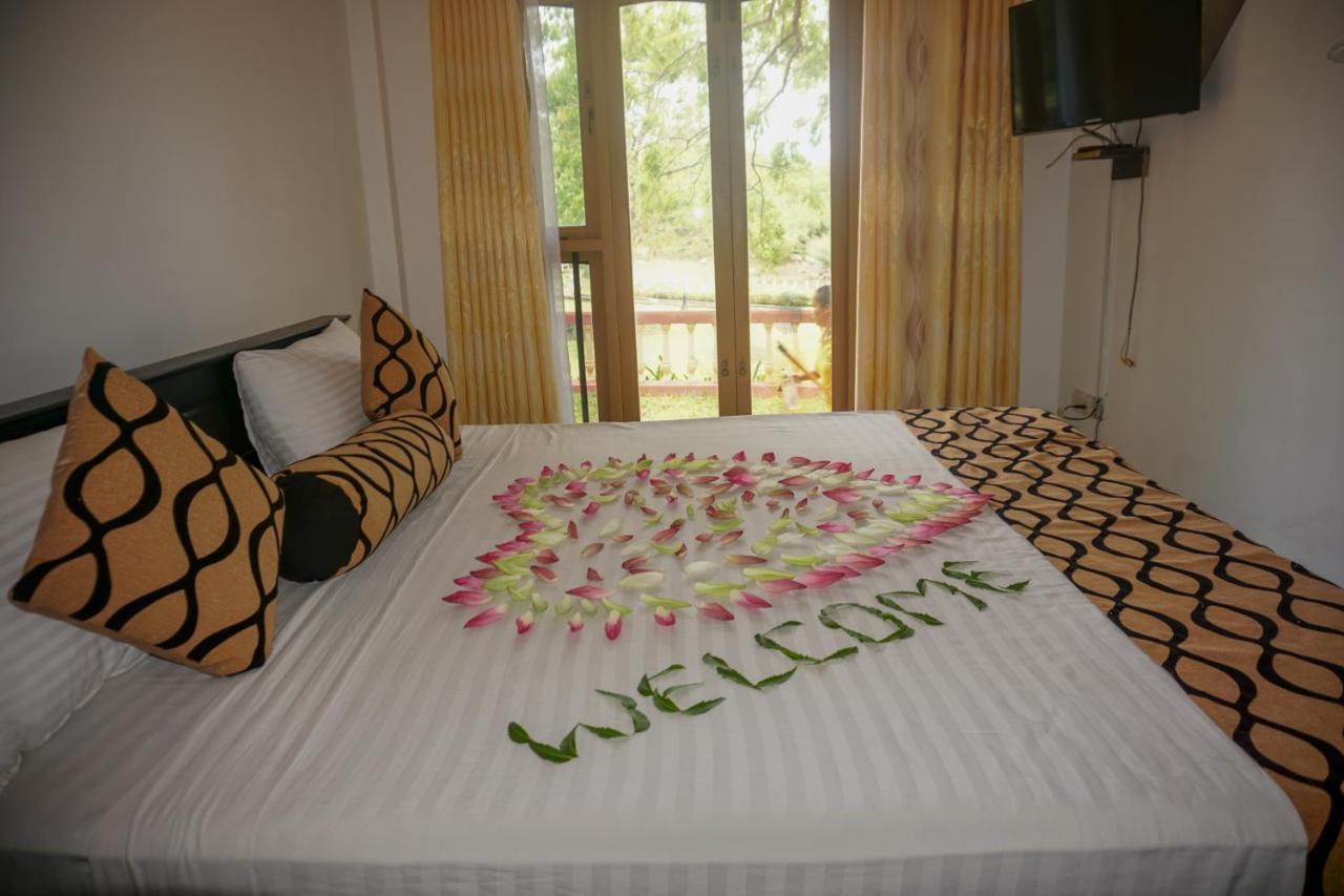 Kodigahawewa Forest Resort Tissamaharama Exteriör bild