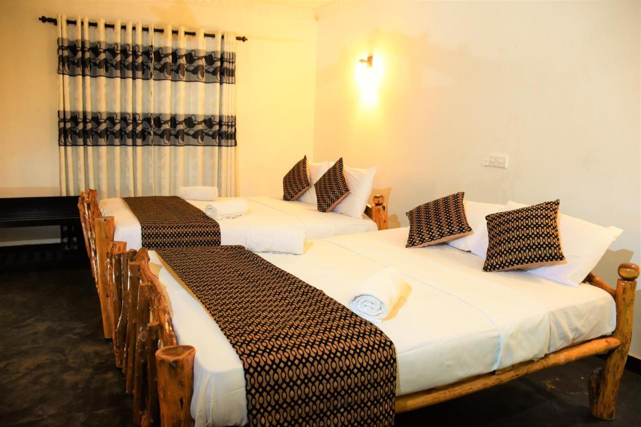 Kodigahawewa Forest Resort Tissamaharama Exteriör bild