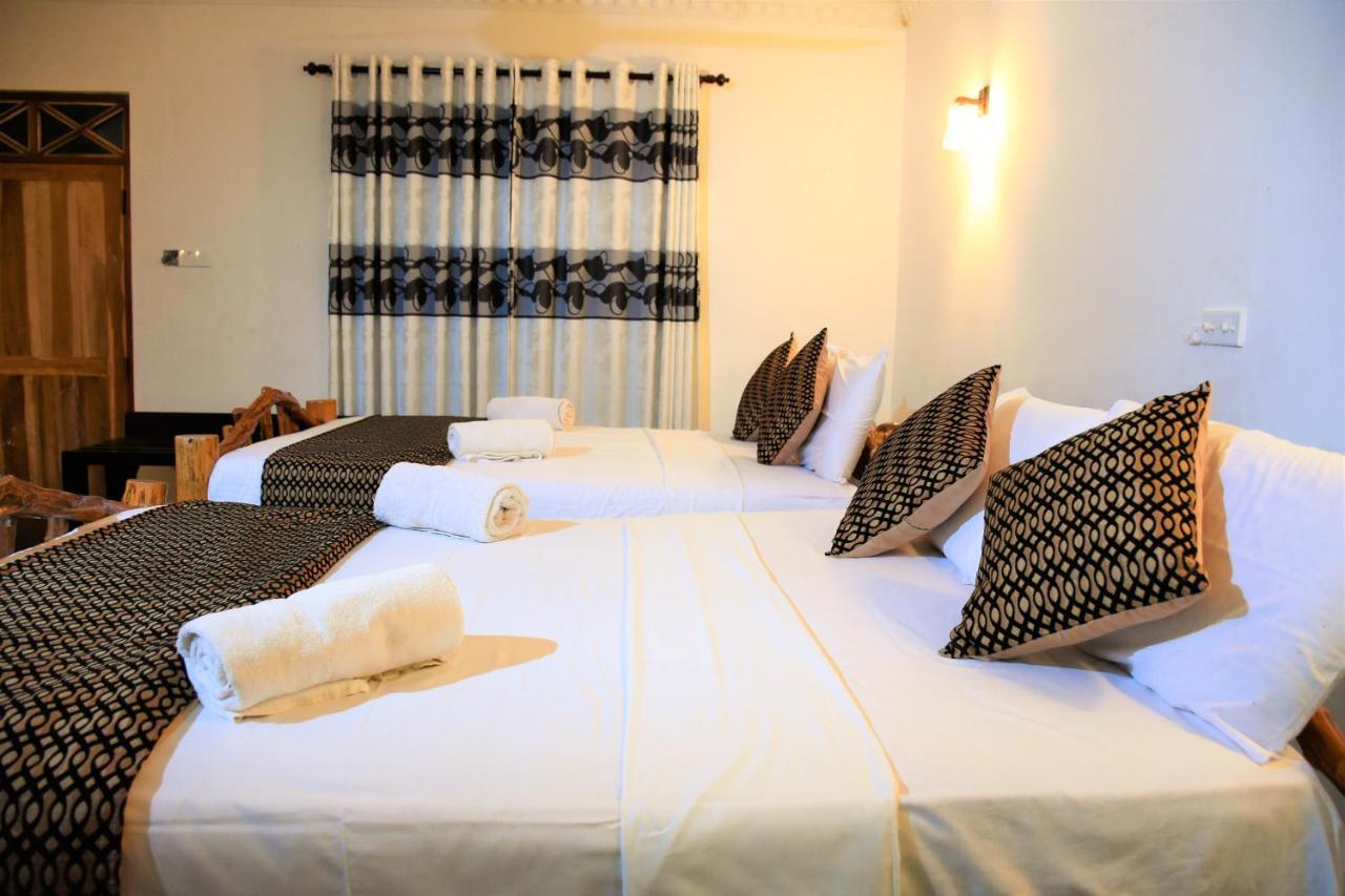 Kodigahawewa Forest Resort Tissamaharama Exteriör bild